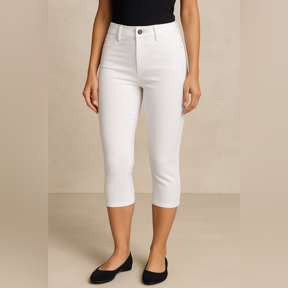 Yelete Pants - NWT Yelete White Capris for Women